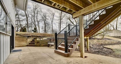 Golf Course Home on 10th - Newly Renovated