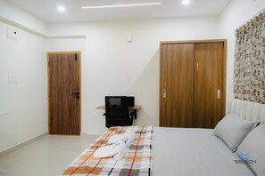 1 chambre, fer et planche à repasser, Wi-Fi, draps fournis