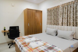 1 chambre, fer et planche à repasser, Wi-Fi, draps fournis