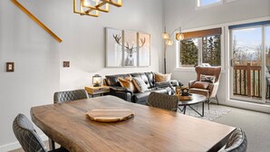 TV og peis