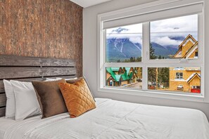 4 Schlafzimmer, Bügeleisen/Bügelbrett, WLAN, Bettwäsche