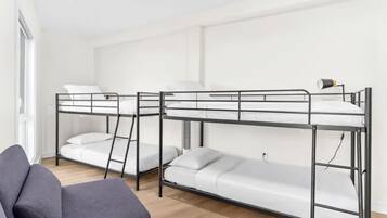 4 bedrooms, iron/ironing board, free WiFi, bed sheets