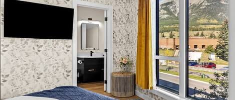 4 عدّة غرف نوم ومكواة/لوح كي وواي فاي مجانًا وملاءات أسرّة