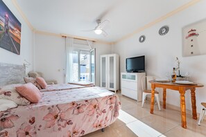 1 bedroom, iron/ironing board, free WiFi, bed sheets