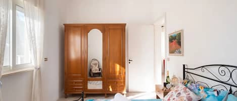 Casa, 2 habitaciones, fumadores, balcón | 2 dormitorios