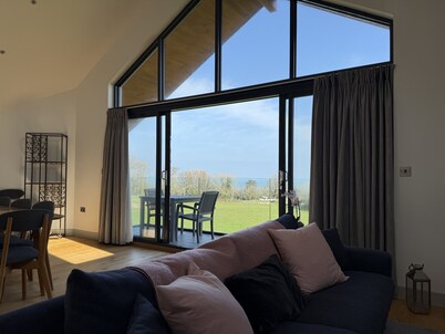 Fishers View - a lodge that sleeps 10 guests in 5 bedrooms