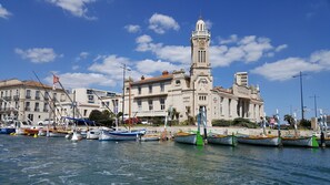 Marina