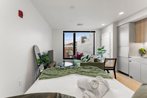 Iron/ironing board, Internet, bed sheets - Luxury Studio Next to Broadway 3933 (Boston)