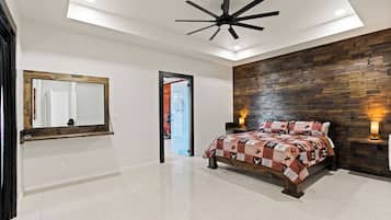 4 bedrooms, desk, free WiFi, bed sheets