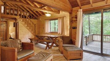 Cabin, Partial Lake View | 3 bedrooms, free WiFi