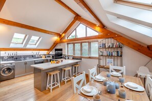 Dining - 3 Bed in Croyde (oc-t30753) (Croyde)