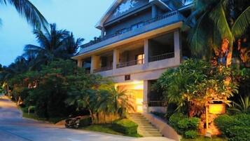 Exterior