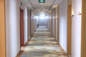 Unclassified image, 5 of 32, button - YunLong HOTEL (Ongniud Banner)
