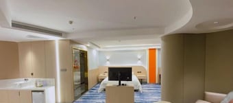 Jinzhou Star Hotel (Jinzhou Luoyang Road)