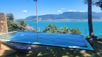 Piscina all'aperto
