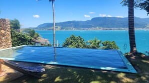 Outdoor pool - Gidu House (Ilhabela)