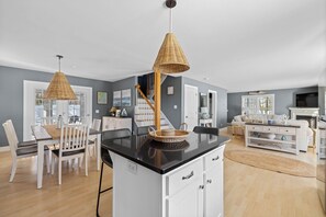 Dining - Secluded Seaside Haven with Private Beach (York)