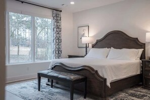 3 chambres, bureau, fer et planche à repasser, Wi-Fi gratuit