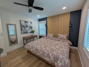 4 bedrooms, desk, laptop workspace, iron/ironing board - 10 Burnett Home (Rome)