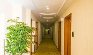 Unclassified image, 2 of 17, button - Yihao Hotel (Shanghai Huinan subway station store) (Shanghai)