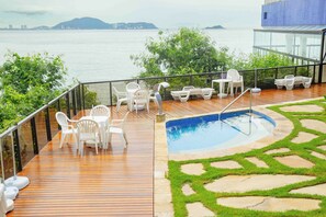 Pool - Asturias Beach Apartment with Sea View (Jardim Asturias Guarujá)