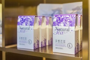 Bathroom amenities - Lavande Hotel (Beijing Guomao) (Beijing)