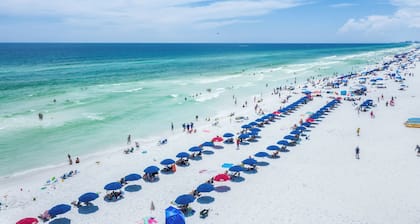 New Listing! Free Beach SRVC! Fabulous Patio w/Views! Free Beach Bonfires M/F