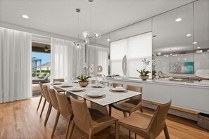 Dining - 8 Bedroom 6.5 Bathroom Encore at Reunion 7644 (Kissimmee)