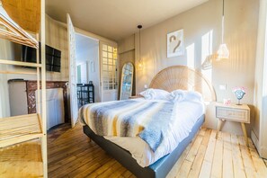 1 chambre, fer et planche à repasser, Wi-Fi gratuit, draps fournis