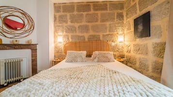 1 dormitorio, tabla de planchar con plancha, wifi gratis y ropa de cama