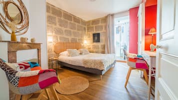 1 slaapkamer, een strijkplank/strijkijzer, gratis wifi, beddengoed