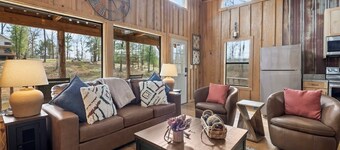 Hidden Oaks Majestic Cabin #3