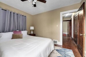 4 habitaciones, tabla de planchar con plancha y wifi gratis 