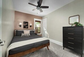 4 dormitorios, tabla de planchar con plancha, wifi gratis y ropa de cama