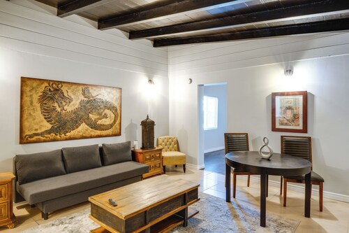 Hike & Explore: Studio Stay in Frazier Park