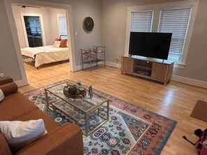 1 bedroom, desk, iron/ironing board, WiFi