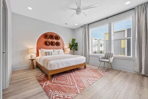 4 bedrooms, WiFi, bed sheets