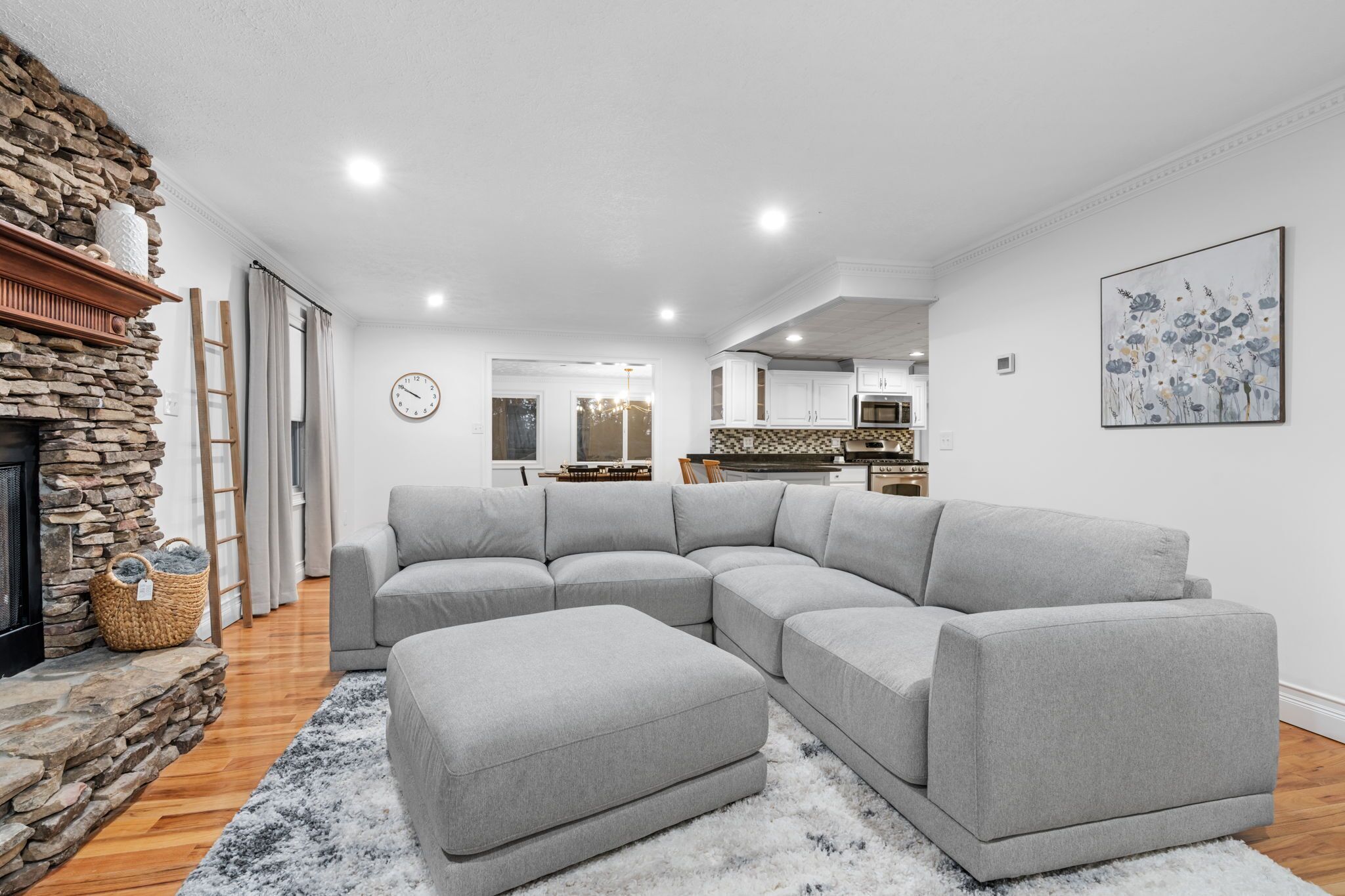 TV connectée, cheminée