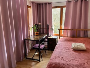 2 chambres, Wi-Fi gratuit, draps fournis