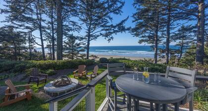 Agate Beach’s Finest Coastal Getaway
New Ownership and Remodeled