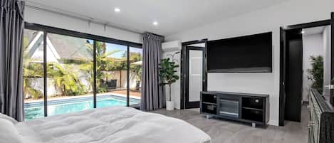 5 habitaciones, tabla de planchar con plancha, wifi y ropa de cama