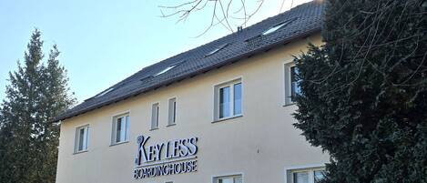 Facciata della struttura