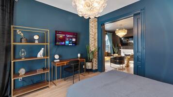 2 bedrooms, desk, iron/ironing board, free WiFi