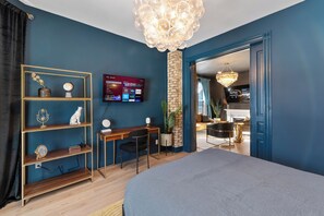 2 Schlafzimmer, Schreibtisch, Bügeleisen/Bügelbrett, kostenloses WLAN