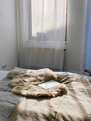 3 bedrooms, WiFi, bed sheets