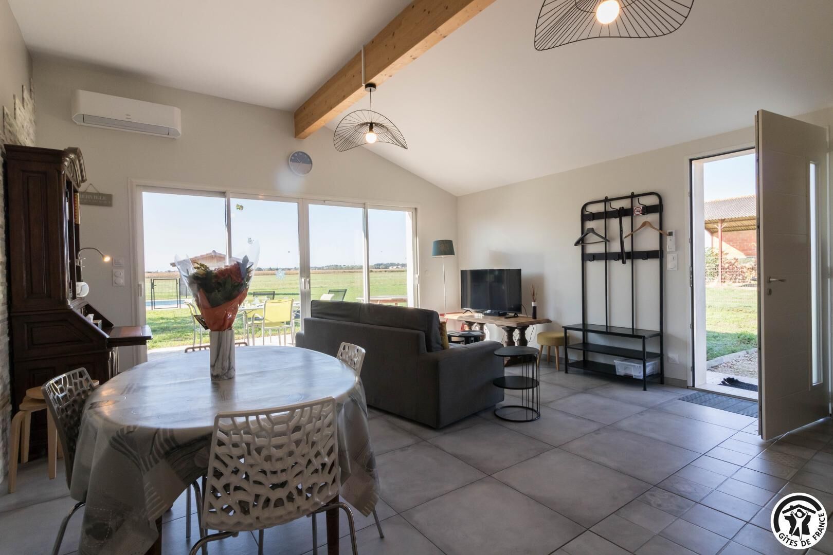 Televisión, reproductor de DVD