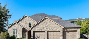 Private Suite in North Woodlands Gated Community - Near Hospitals