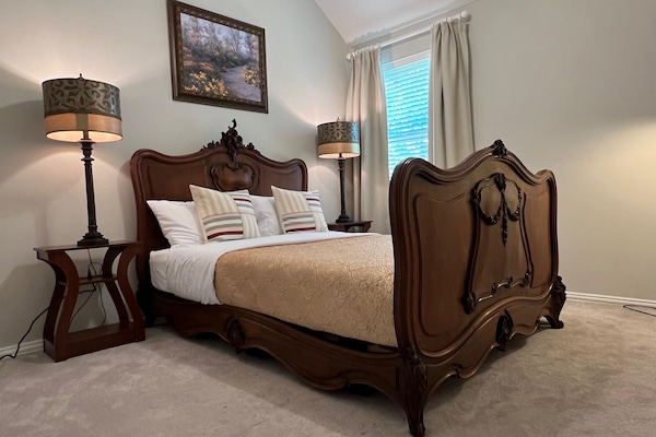 2 bedrooms, iron/ironing board, travel crib, free WiFi