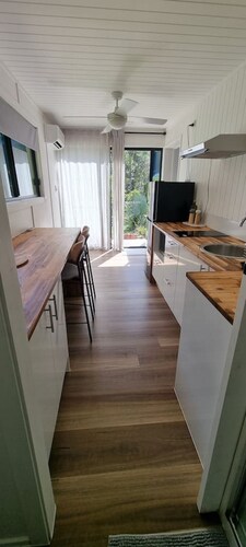 Birdwatcher's Oasis | Tiny Home | Cassowary Visitors
