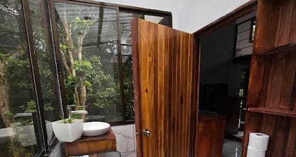 Charming 1-bedroom apartment in amazing Nuevo Arenal with WiFi